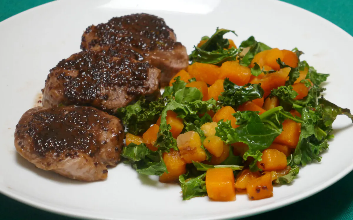 Sheet Pan Pork with Autumn Vegetables. (Linda Gassenheimer/TNS)