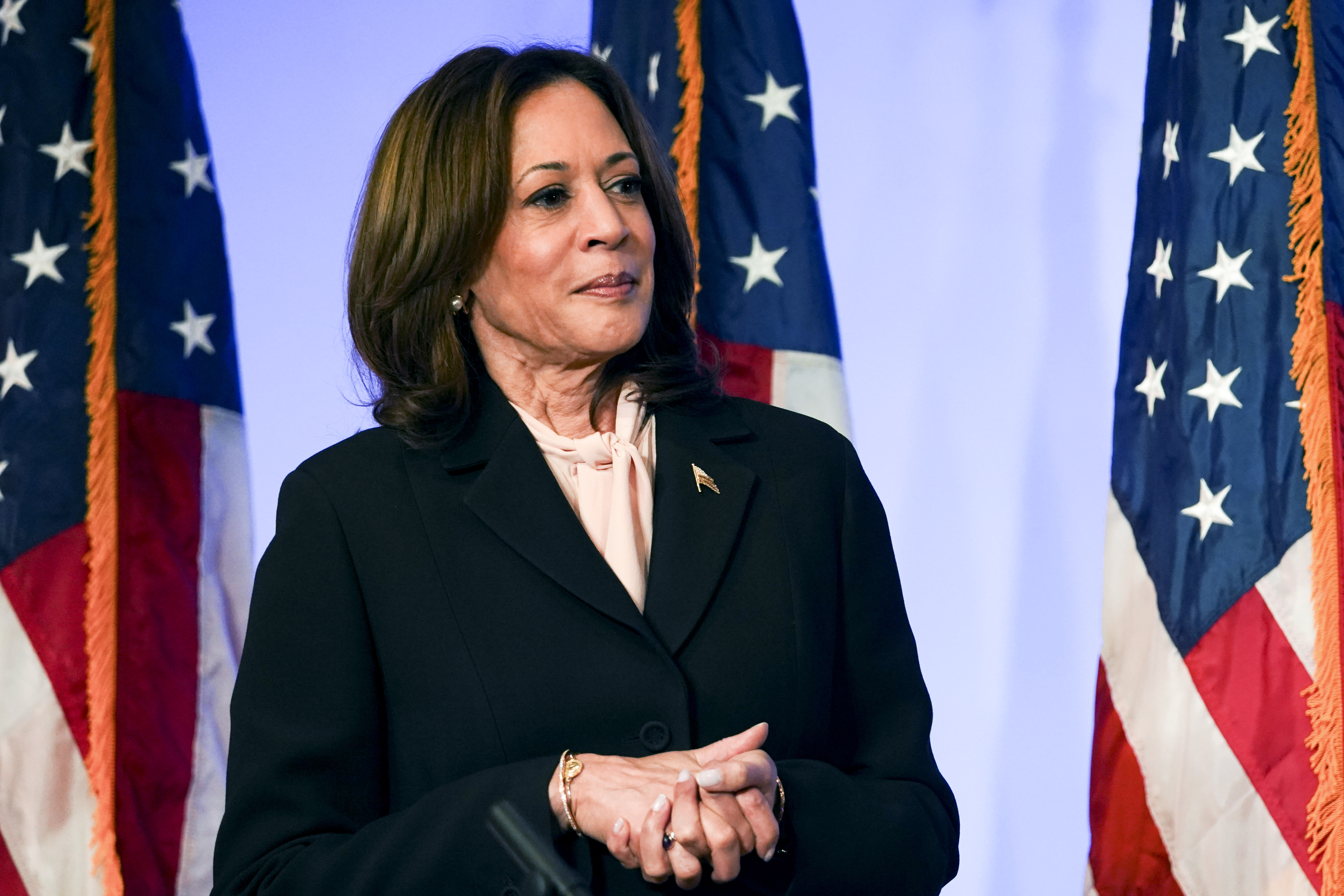 LIVE NOW: Harris Rallies in Birmingham, Michigan