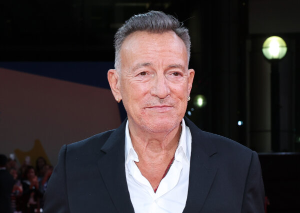 Bruce Springsteen Issues Surprising Statement