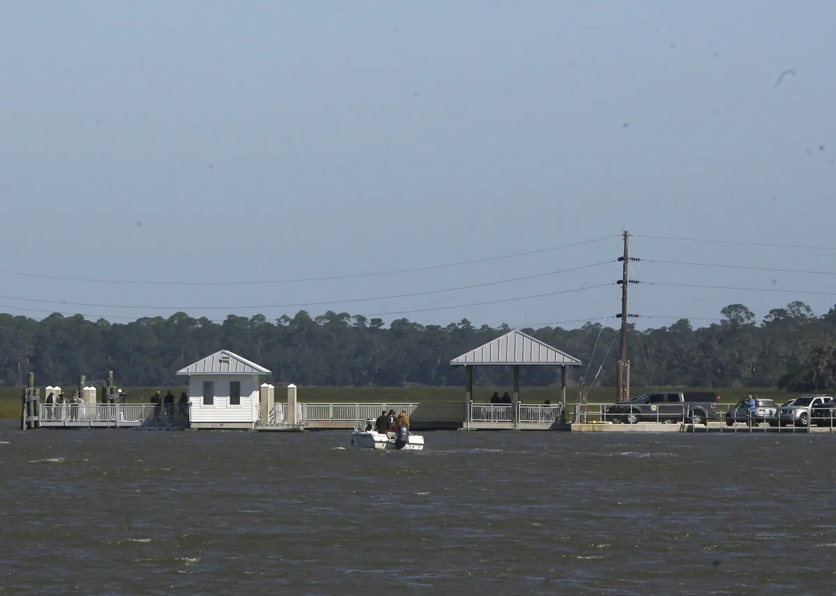 A portion of the gangway that collapsed on Saturday afternoon remains visible on Sapelo Island in McIntosh County, Ga., on Oct. 20, 2024. (Lewis Levine/AP Photo)