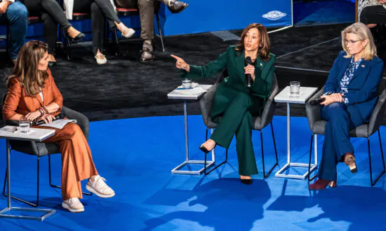 Harris and Liz Cheney Target Swing Voters in 3 States; Israel Strike Near Hospital Kills 13, Lebanon Says