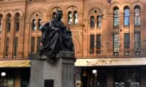 Man Charged for Vandalising Queen Victoria Statue During Royal Visit