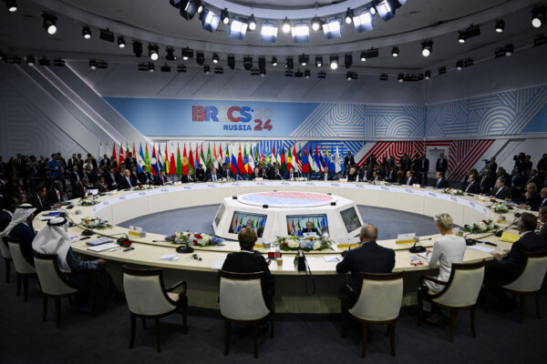 China, Russia Aim to Use BRICS to Challenge Global Financial System—Experts Say It Won’t Work