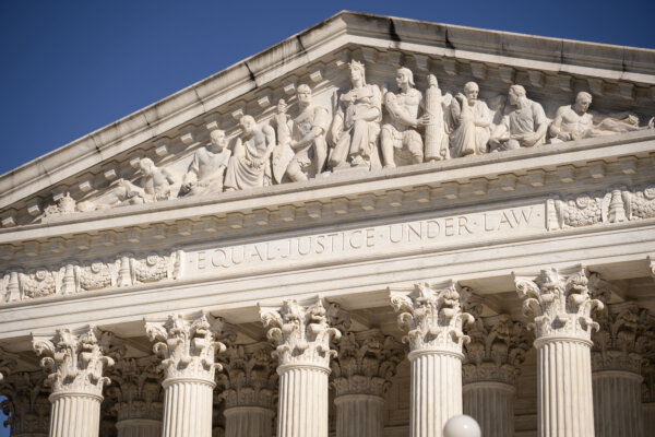 Virginia Asks US Supreme Court to Allow Removal of Noncitizens From Voter Rolls