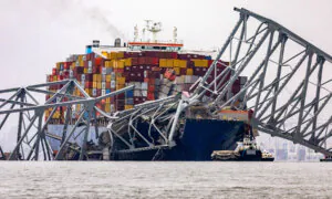 $102 Million Baltimore Bridge Collapse Settlement; Trump Rallies in Las Vegas, Harris Taps Star Power