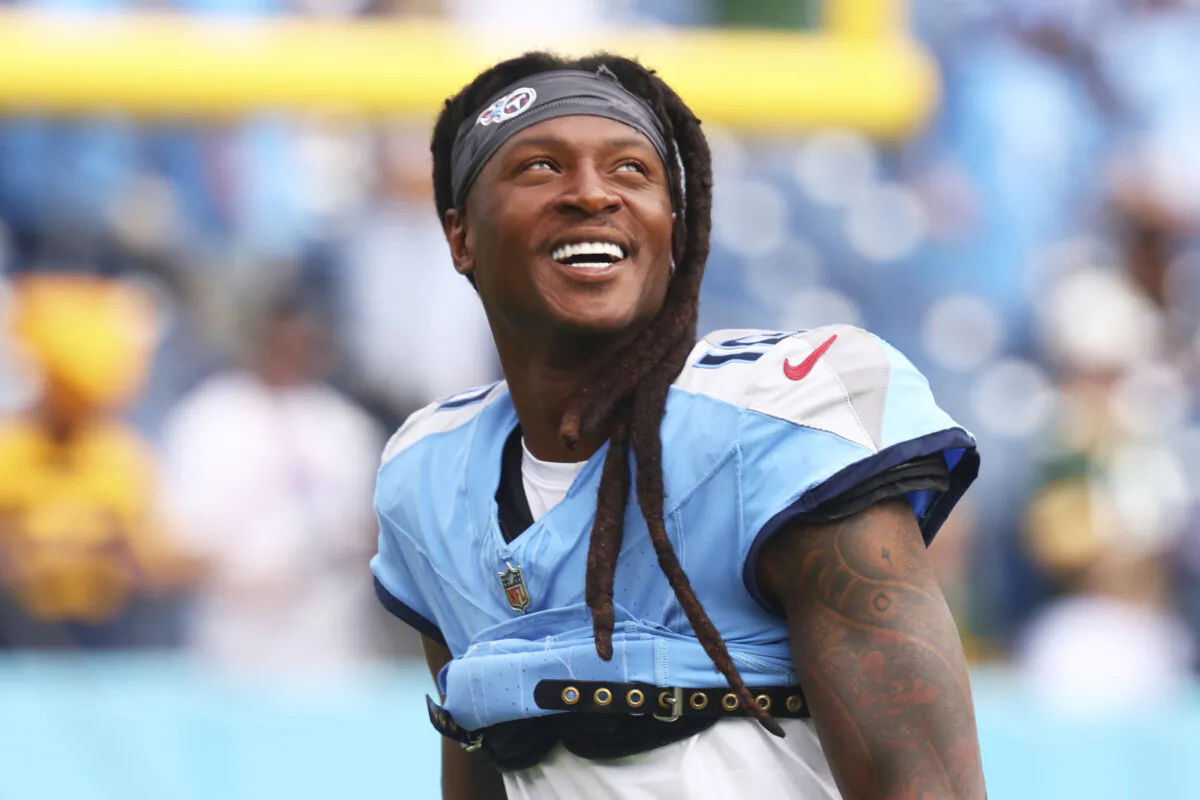 DeAndre Hopkins No. 10 of the Tennessee Titans looks on prior to the game against the Green Bay Packers at Nissan Stadium in Nashville, Tenn., on Sept. 22, 2024. (Johnnie Izquierdo/Getty Images)