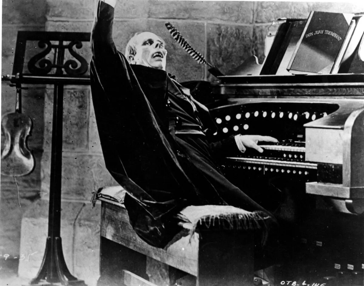 Lon Chaney in the 1925 film "Phantom of the Opera." The organ has long been associated with horror films. (MovieStillDb)