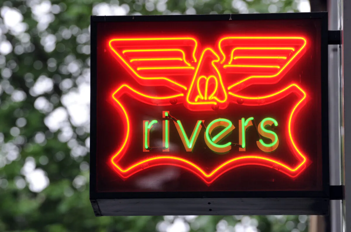 A Mosaic-owned Rivers store on Collins Street in Melbourne, Australia on Nov. 28, 2013. (AAP Image/Julian Smith)
