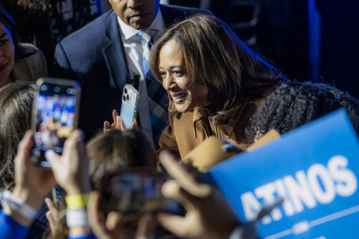Democratic presidential candidate Vice President Kamala Harris greets her supporters at Wings Event Center in Kalamazoo, Mich., on Oct. 26, 2024. (Madalina Vasiliu/The Epoch Times)
