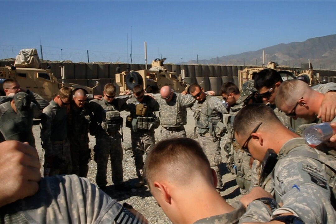 New Documentary Explores the ‘Fighting Spirit’ of US Military Chaplains on the Battlefield