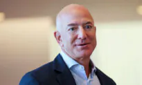 Jeff Bezos Expresses Optimism About Trump’s Deregulation Agenda, Offers to Help