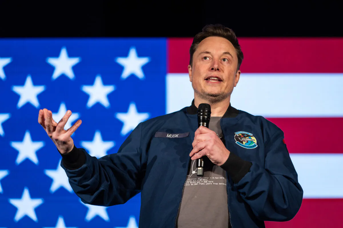Elon Musk speaks during a town hall in Lancaster, Pa., on Oct. 26, 2024. (Samuel Corum/Getty Images)