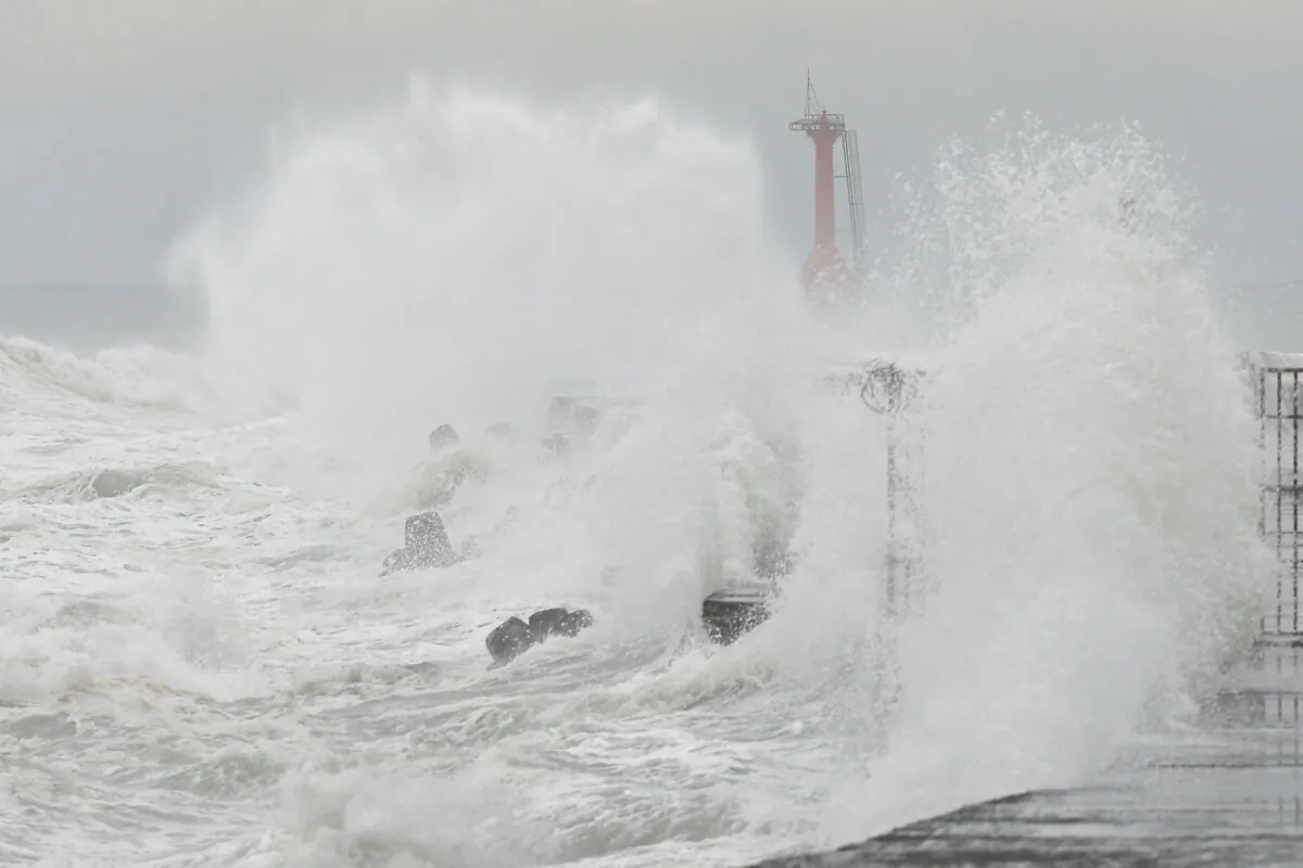 Waves splash as Typhoon Krathon approaches, in Kaohsiung, Taiwan, on Oct. 1, 2024. (Ann Wang/Reuters)