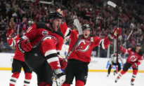 Devils Beat Sabres 4-1 in NHL Regular-Season Opener in Prague