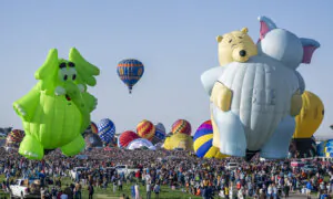Hot Air Balloons Fill the Skies Above Albuquerque, New Mexico (Oct. 7)