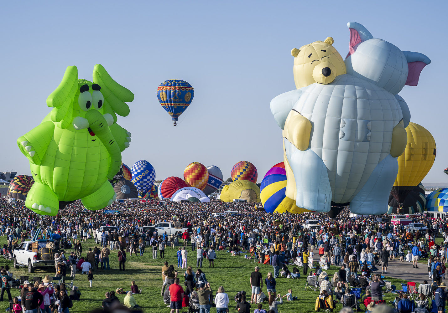 Hot Air Balloons Fill the Skies Above Albuquerque on Day 3 of