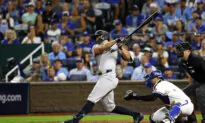 🎧Sports Brief: Yankees and Dodgers Clash in Epic World Series; Top-Ranked Ducks Host Surprising Illini; Former Also-Rans Rise in the Rankings