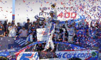 Kyle Larson Opens the Third Round of NASCAR’s Playoffs as the Title Favorite