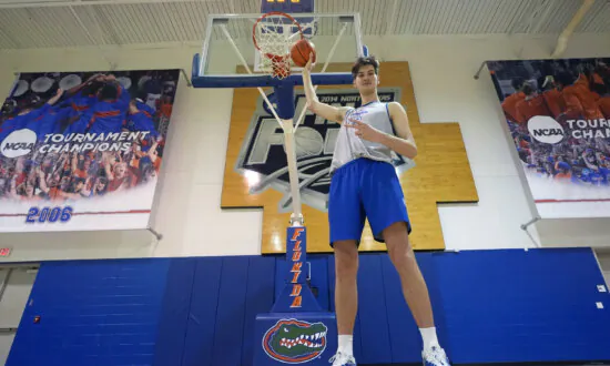 At 7 Feet, 9 Inches, Olivier Rioux Is the World’s Tallest Teen and an Intriguing Basketball Project