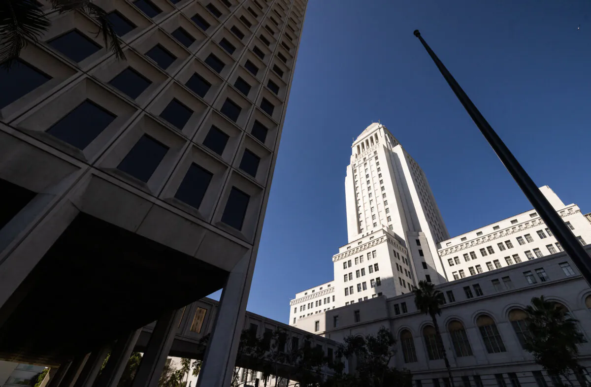 Los Angeles City Hall on Nov. 1, 2024. (John Fredricks/The Epoch Times)