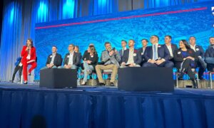 Foto Perdana Menteri Alberta