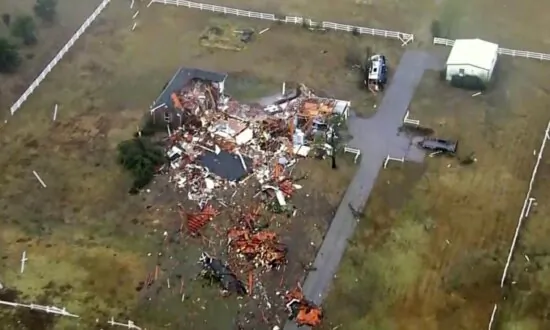 Severe Storms Hit Oklahoma, Causing Injuries and Leaving Thousands Without Power