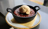 These Cast-Iron Kahlua Brownies Offer an Indulgent Take on Nostalgia