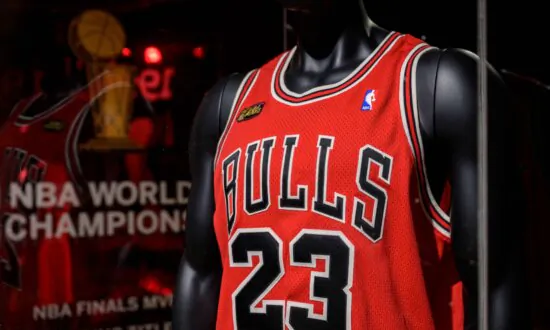 Michael Jordan’s Game-Worn Jersey Goes for $4.68M in NYC Auction