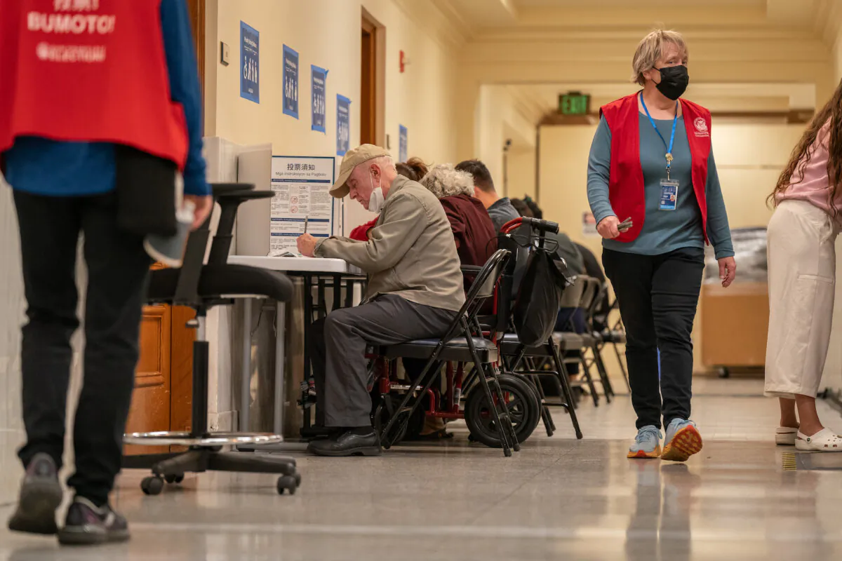 People vote at the San Francisco City Hall voting center on the final day of early voting ahead of Election Day, on Nov. 4, 2024. (Loren Elliott/Getty Images)