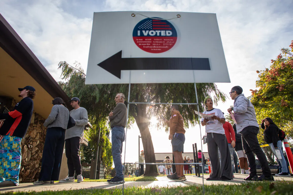 People stand in line to vote at Joslyn Park vote center in Santa Monica, Calif., on Nov. 5, 2024. (Apu Gomes/Getty Images)