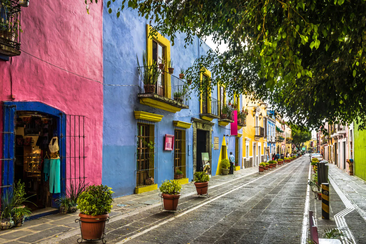 Callejon de los Sapos in Puebla, Mexico. (Diego Grandi/Dreamstime/TNS)