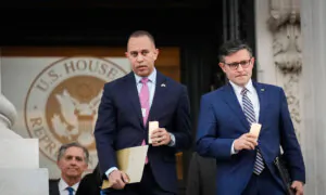 REPLAY: House GOP and Democrat Leaders Hold Post-Meeting Press Conferences