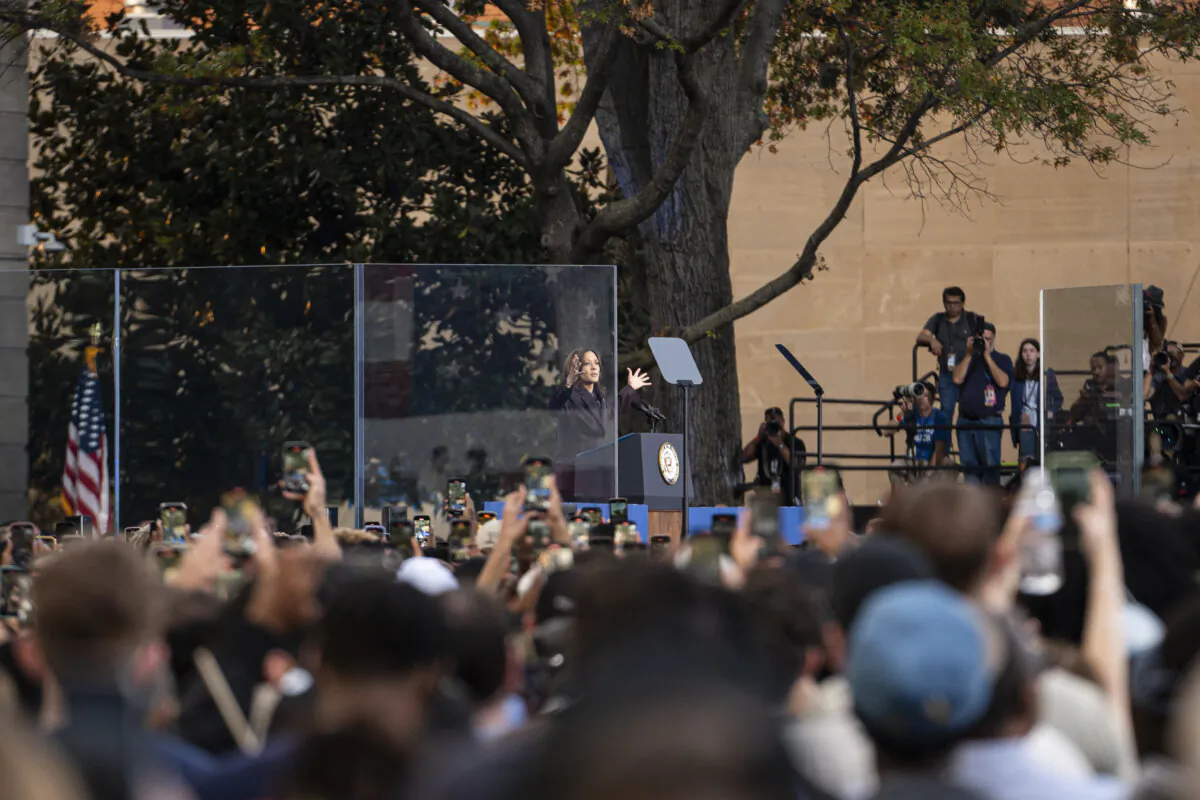 Supporters of Democratic presidential nominee Vice President Kamala Harris listen to her concession speech at Howard University in Washington on Nov. 6, 2024. (Madalina Vasiliu/The Epoch Times)