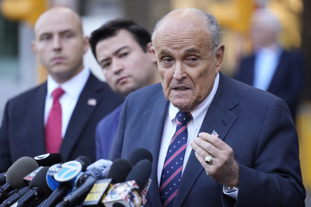 Michael Ragusa Rudy Giuliani Injured in Crash After Helping Domestic Violence Victim ...