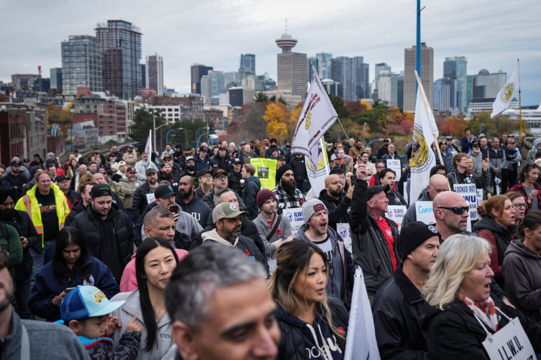 Talks Resume In BC Port Dispute In Bid To End Multi-Day Lockout | The ...