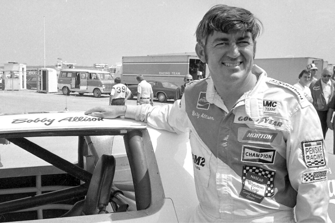 Bobby Allison, NASCAR Hall of Famer and 3-time Daytona 500 Winner, Dies at 86