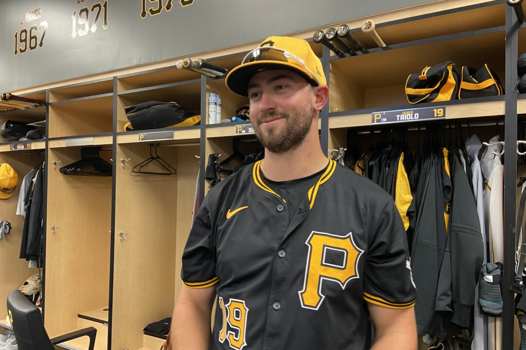 Triolo’s Gold Glove Brightens Pirates’ 2025 Infield Depth The Epoch Times