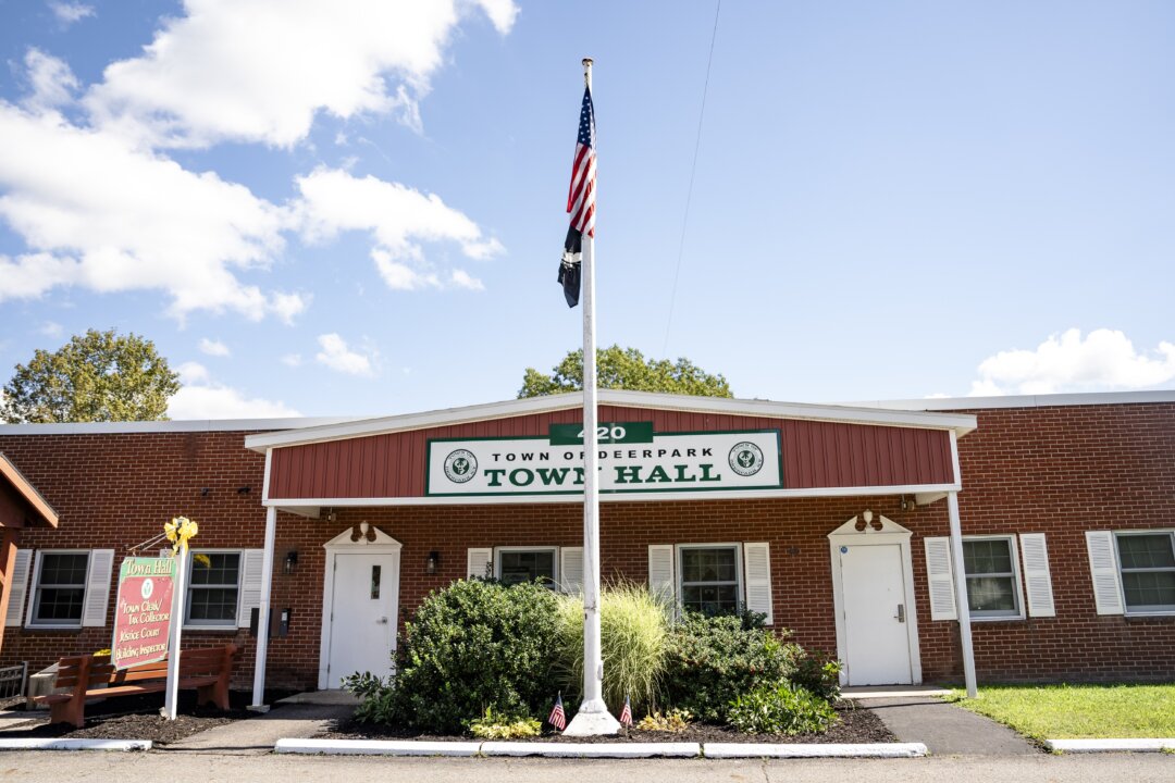 Deerpark Town Board Adopts $7.7 Million Budget for 2025