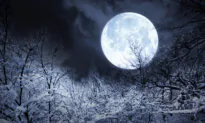 Full ‘Cold Moon’ to Grace the Night Sky Days Before Christmas—and the ‘Black Moon’ in December Too