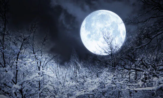 Full ‘Cold Moon’ to Grace the Night Sky Days Before Christmas—and the ‘Black Moon’ in December Too