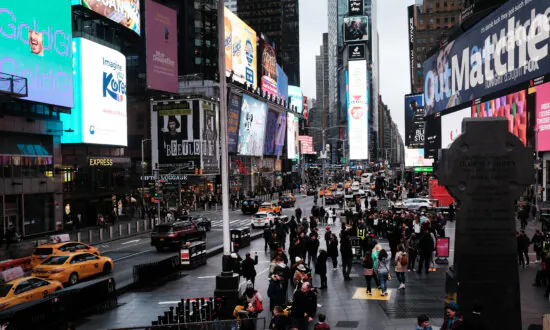 US Richest Country in World, Economy Outperforms Europe’s | Business Matters (Nov. 14)