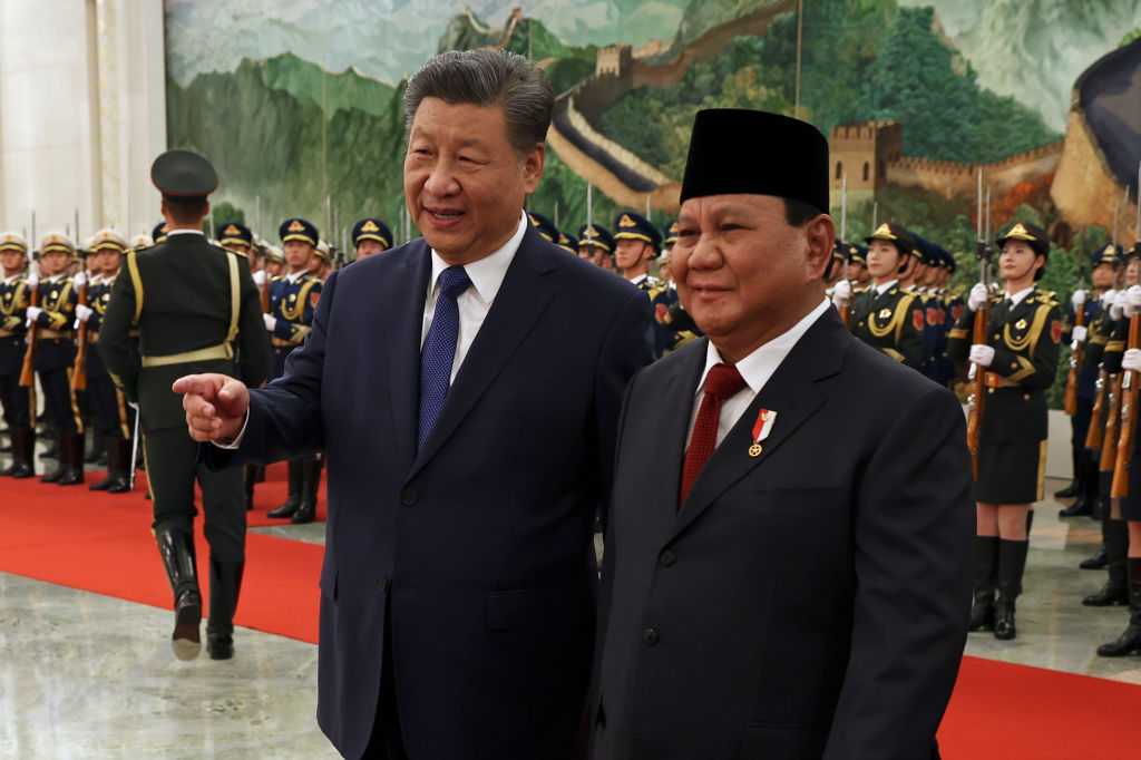 Indonesia Edges Closer to Beijing, Signing a  Billion Trade Deal