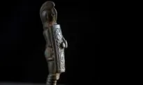 Rare Roman Gladiator Knife From Hadrian’s Wall Goes on Display