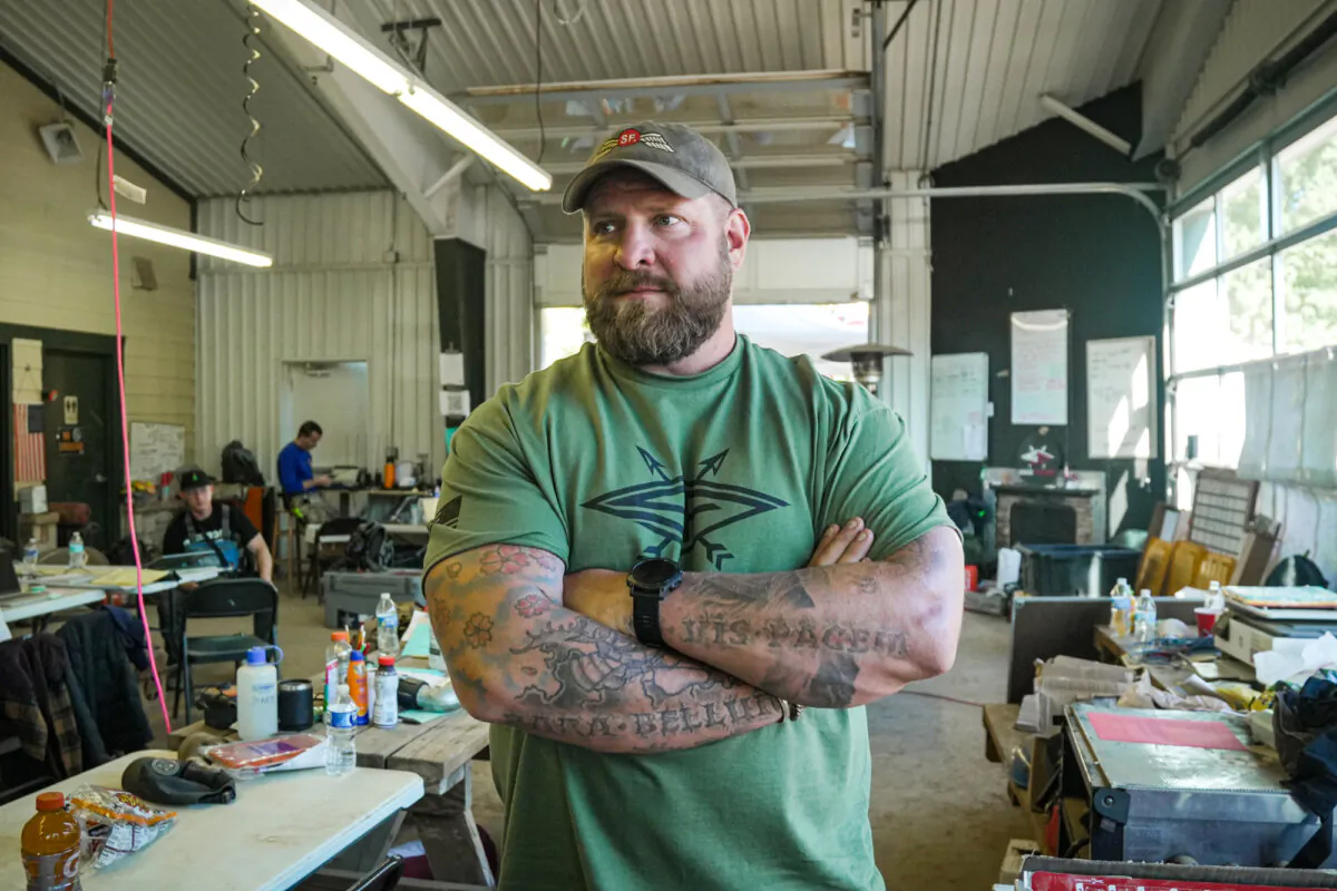 Adam Smith, former U.S. Army Green Beret and CEO of Savage Freedoms Defense, at the command center of Savage Freedoms Relief Operations in Swannanoa, N.C., on Oct. 12, 2024. (Melina Chan/The Epoch Times)