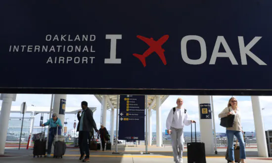 Oakland Airport Launches ‘Guest Pass’ Allowing Non-Passengers Past Security Check