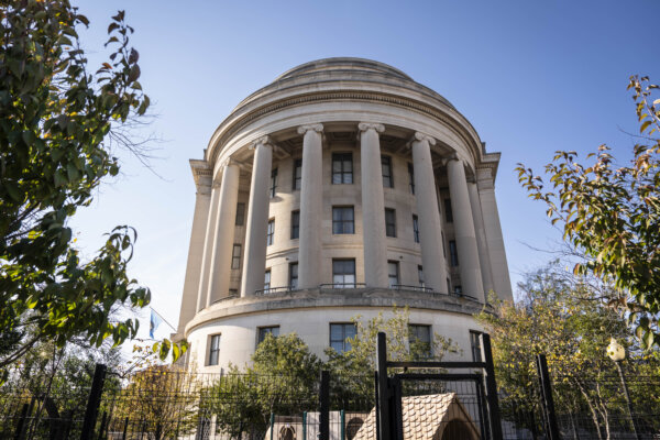 Walmart Agrees to $10 Million Settlement Over FTC Lawsuit on Money Transfer Scams