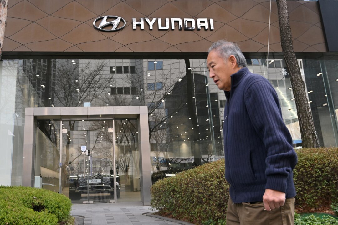 South Korea Authorities Launch Probe After 3 Die in Hyundai Car Test