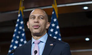 House Democratic Leader Jeffries Holds Press Briefing (Oct. 17)