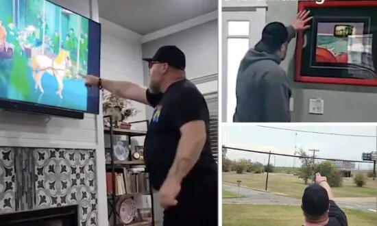 VIDEO: Man Overwhelmed With Emotion After Trying Colour Blind Glasses for the First Time