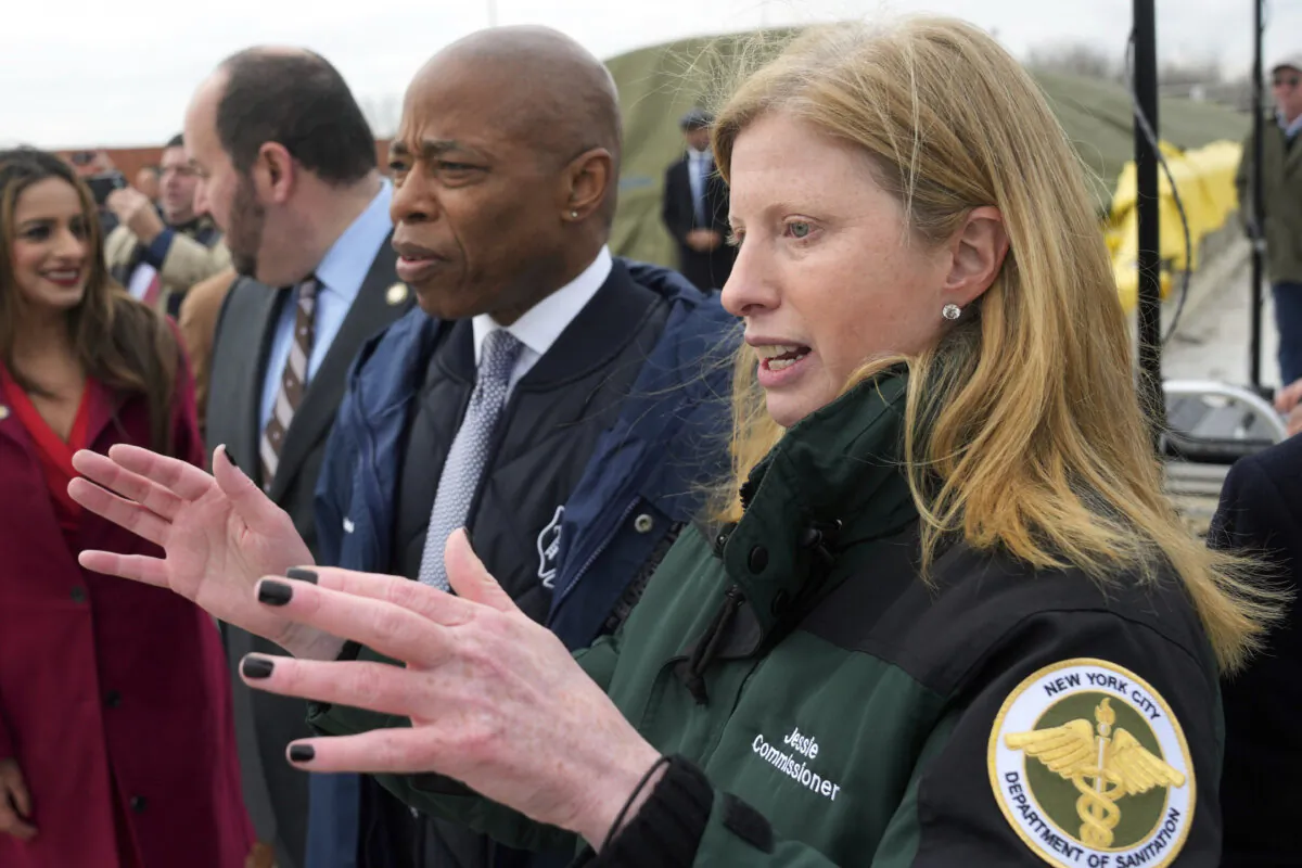 New York Mayor Eric Adams (2nd R) and New York City Department of Sanitation Commissioner Jessica Tisch (R) during a major expansion of capacity at the Staten Island Compost Facility in New York, on Jan. 4, 2024. (Michael Appleton/Mayoral Photography Office via AP)